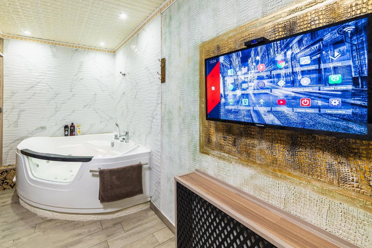 Смарт Апартаменты Джакузи Dnipro Exterior foto